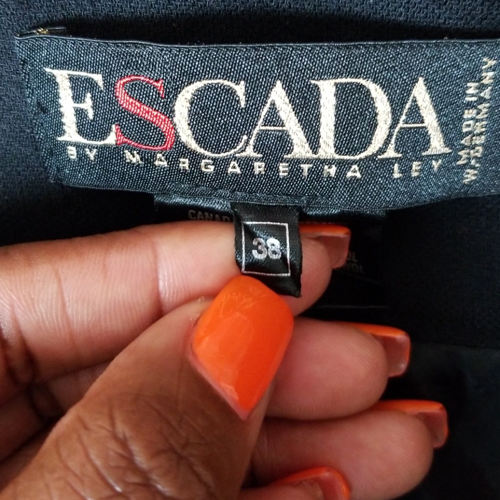 ESCADA| Black Wool Long Pleated Maxi Skirt - Picture 7 of 8